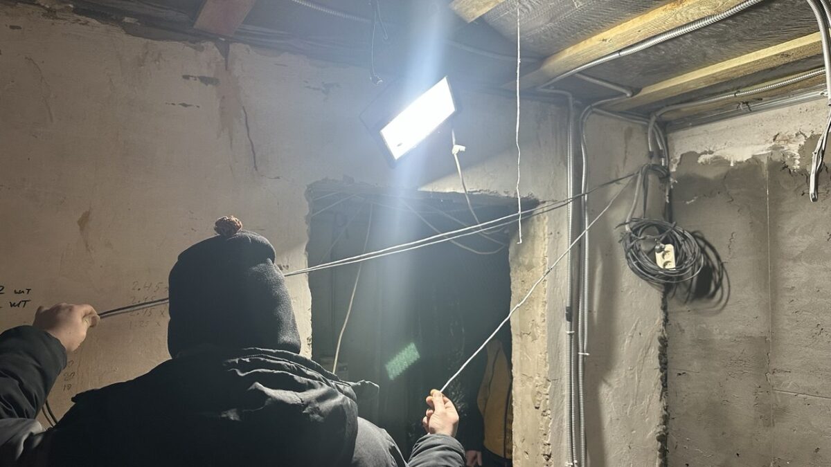 Електромонтаж, Електромонтажні послуги, Встановлення СЕС, Встановлення інверторів, Встановлення сонячних панелей, Ампергуд